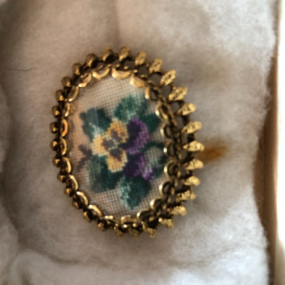 Antique handcrafted petit point brooch/pendant